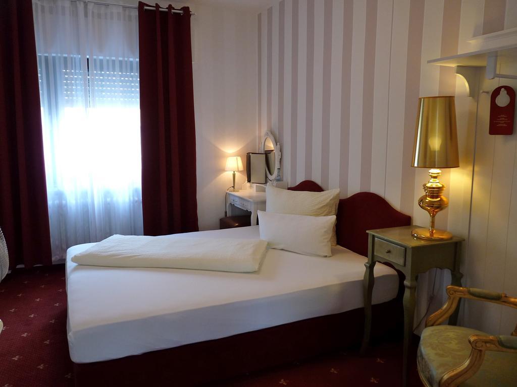 Hotel Geissler Estugarda Quarto foto