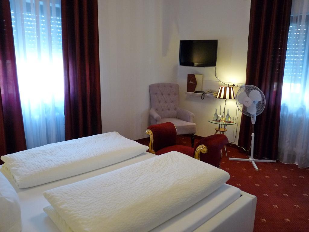 Hotel Geissler Estugarda Exterior foto